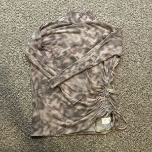 Never worn (without tags though) Express light cotton long sleeve top